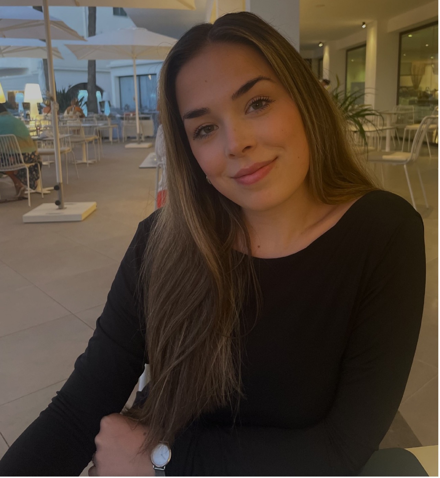 Mirthe Opdenakker