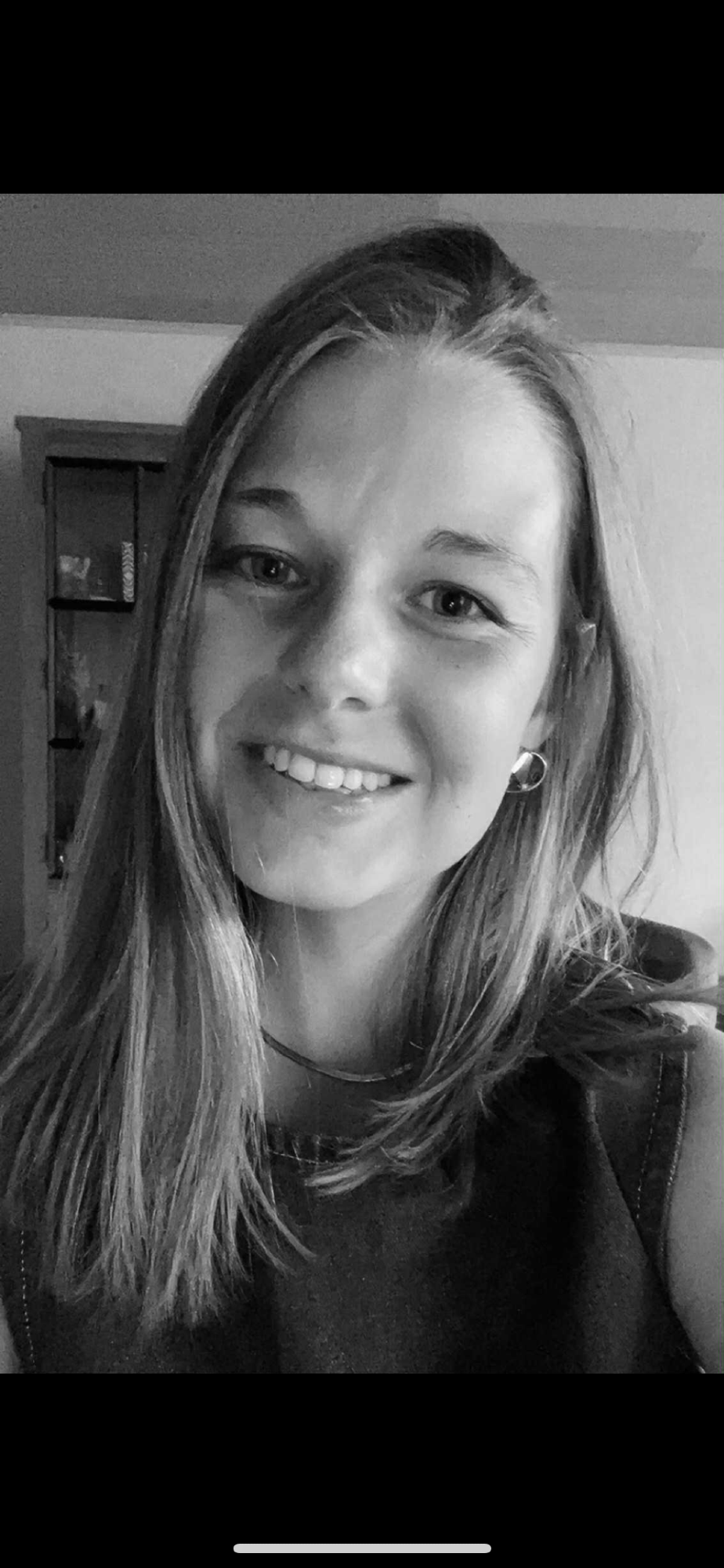 Isarah De Vos